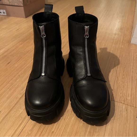 Aqua chunky zip top boots - Picture 2 of 9